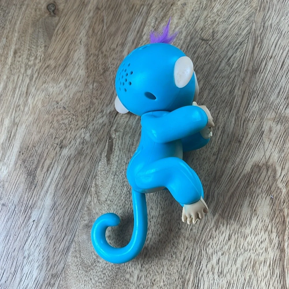Fingerling - Picture 3 of 5